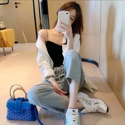 黑夜里的眼睛
